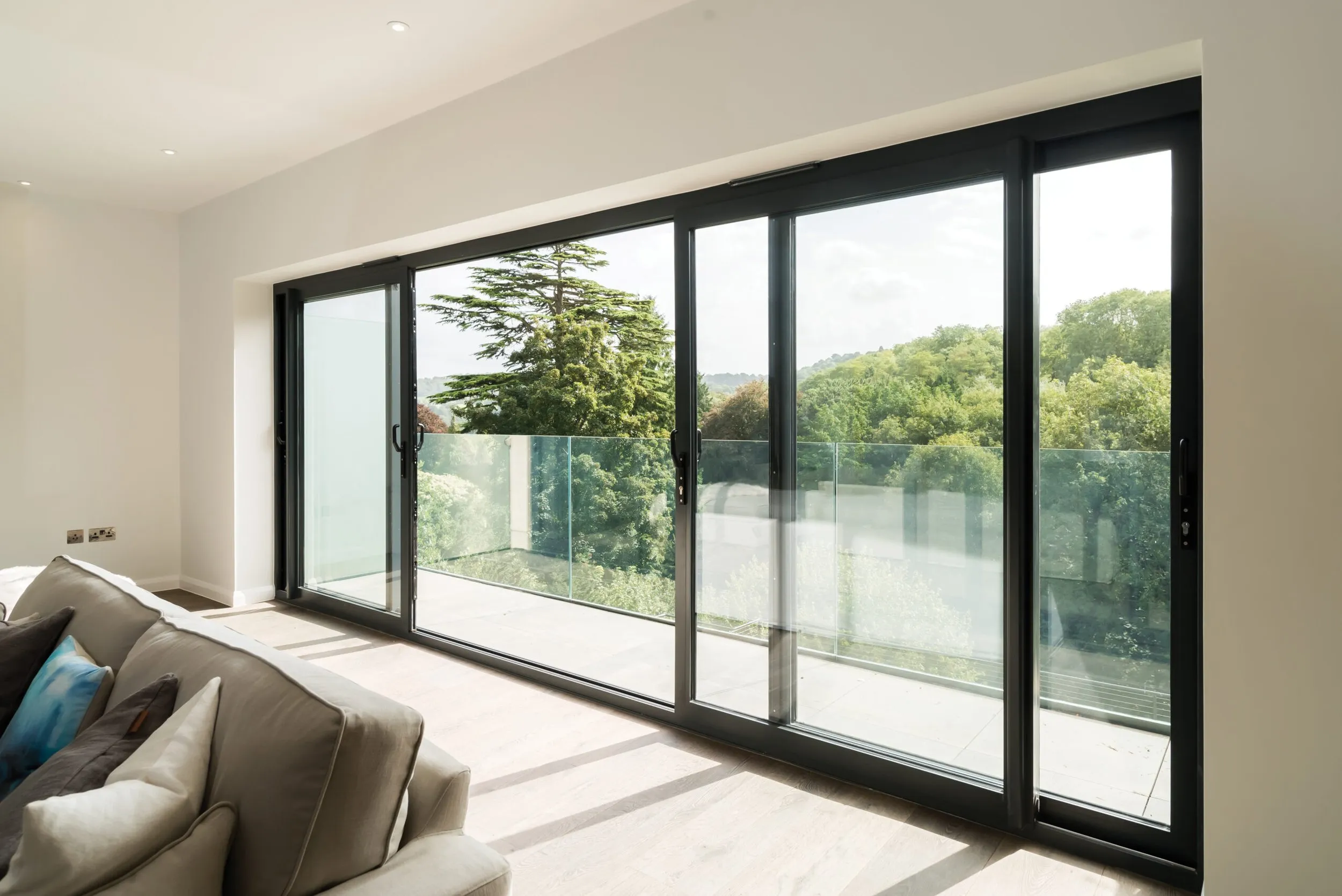 Aluminum Sliding Doors and Windows